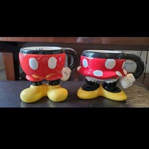 NEW Disney Parks Mickey and Minnie Mouse mugs
